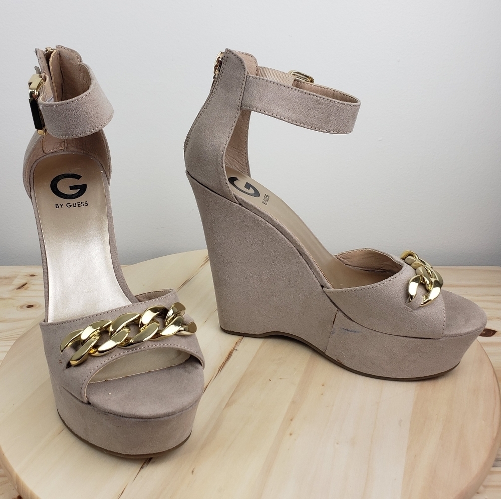 Guess Platform Wedge Heel Shoes Size 8.5M Ankle Strap Sandals Y2K Beige Gold - Picture 9 of 14